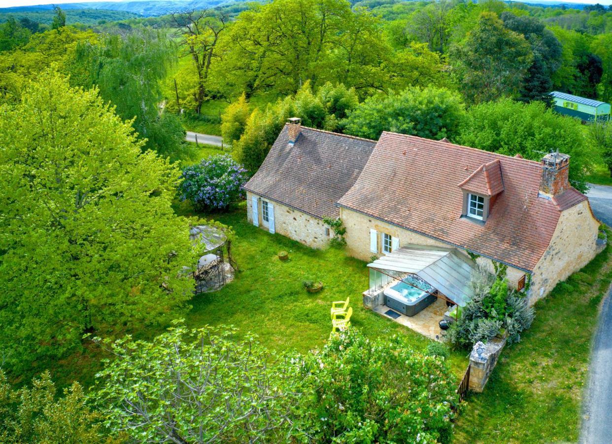 Gites Sibemol Simeyrols Exterior foto